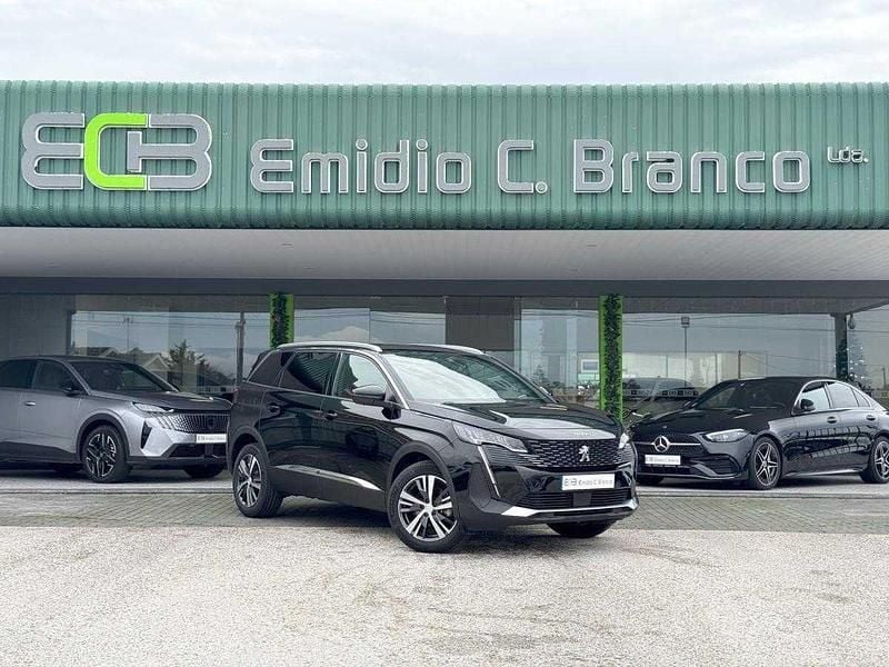 Preto Usado 2024 Peugeot 5008 | € 29.890 (Preço justo) - Imagem 1/4