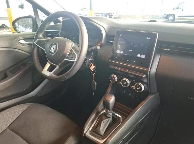 Usado Renault Clio V 90 HP (66 kW) 2022 Preto