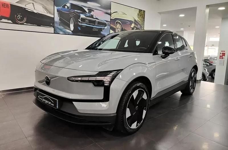 Cinza Usado 2024 Volvo EX30 Plus SUV | € 35.990 (Bom preço) - Imagem 1/4
