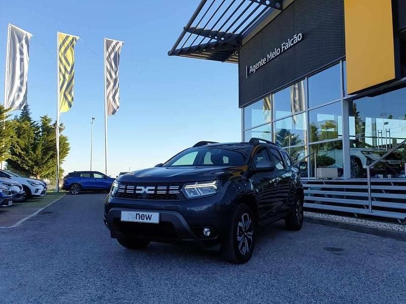 Cinzento Usado 2024 Dacia Duster Citadino | € 19.790 (Preço justo) - Imagem 1/4