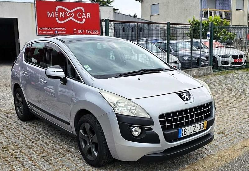 Cinzento Usado 2011 Peugeot 3008 SUV | € 7.500 (Preço justo) - Imagem 1/4