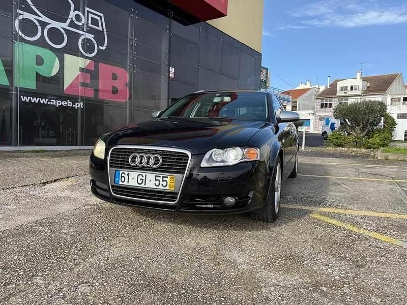 Usado Audi A4 S-Line 140 HP (102 kW) 2005 Preto Carrinha
