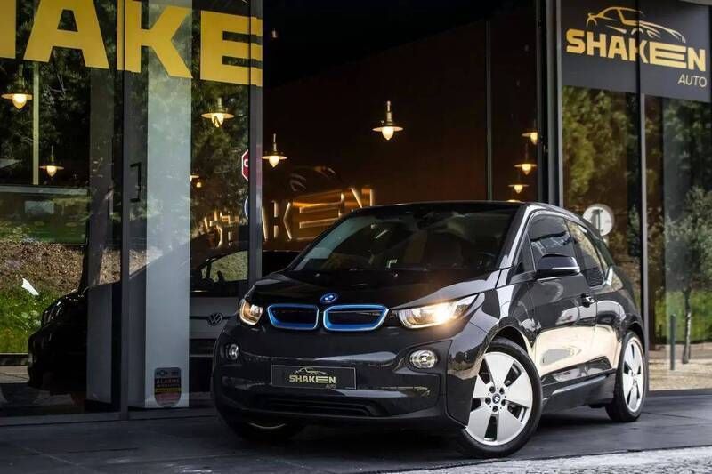 Cinzento Usado 2015 BMW i3 Citadino | € 10.990 (Super Preço) - Imagem 1/4