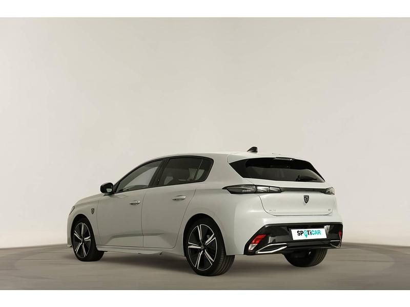 Usado Peugeot 308 GT 130 HP (95 kW) 2024 Branco Sedan