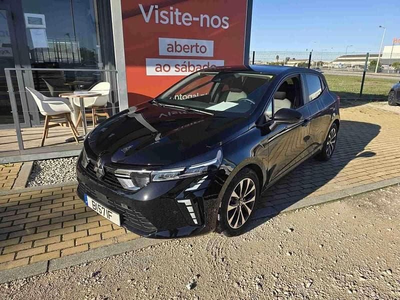 Usado Mitsubishi Colt Invite 91 HP (66 kW) 2024 Preto Citadino