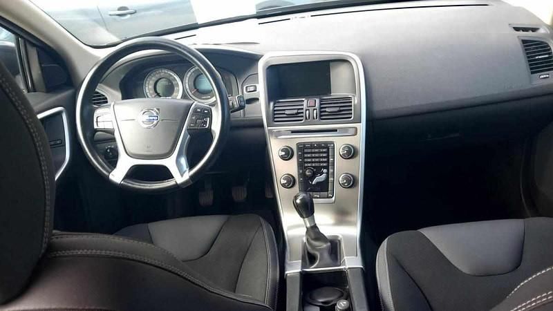 Usado Volvo XC60 163 HP (119 kW) 2011 Azul SUV