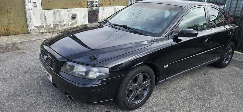 Usado 2003 Volvo S60 Sedan | € 4.000 (Preço justo) - Imagem 1/4