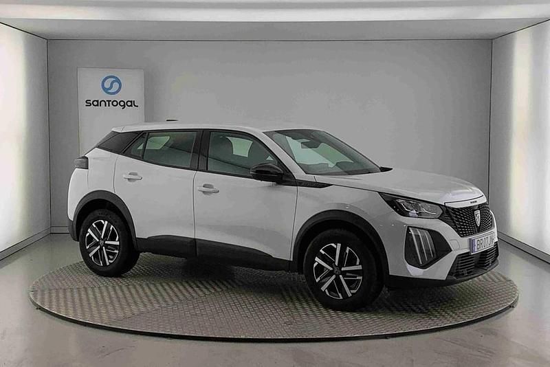 Branco Usado 2025 Peugeot 2008 Style SUV | € 21.490 (Preço justo) - Imagem 1/4