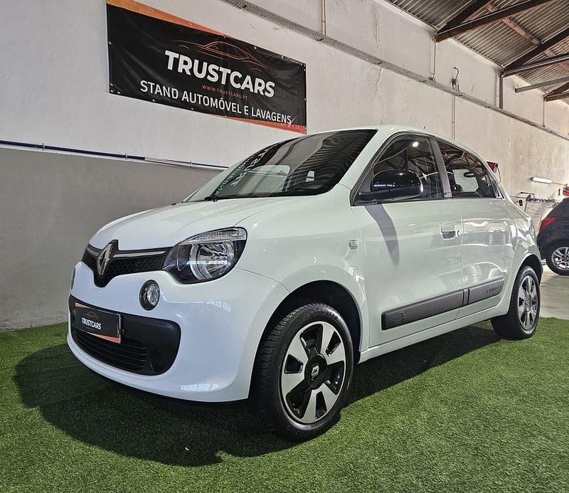 Branco Usado 2019 Renault Twingo LIMITED Citadino | € 10.990 (Preço justo) - Imagem 1/4
