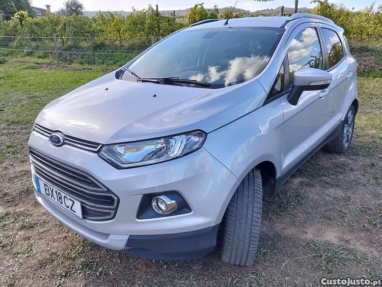 Cinza Usado 2016 Ford Ecosport SUV | € 9.750 - Imagem 1/1