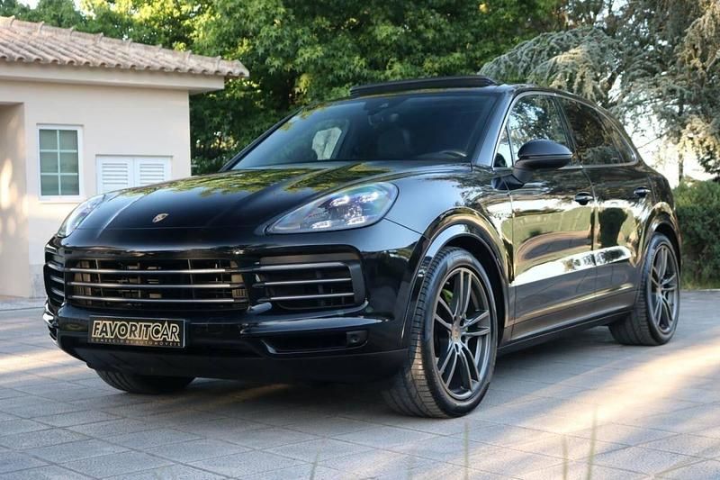 Preto Usado 2018 Porsche Cayenne SUV | € 66.000 (Caro) - Imagem 1/4
