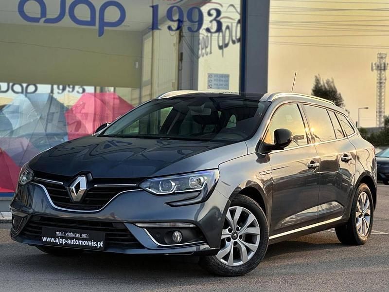 Cinzento Usado 2020 Renault Mégane IV Carrinha | € 16.970 (Preço justo) - Imagem 1/4