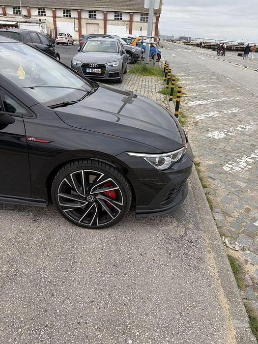 Usado VW Golf VIII GTI Clubsport 300 HP (220 kW) 2022 Sedan