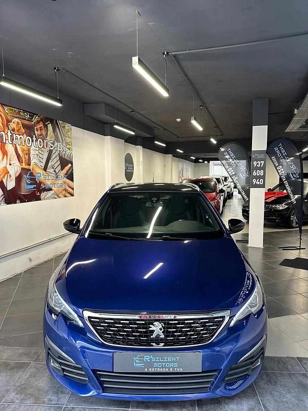 Usado Peugeot 308 SW 130 HP (95 kW) 2018 Azul Carrinha
