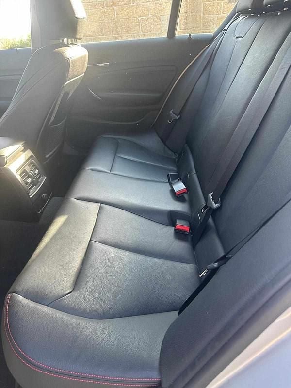 Usado BMW 118 136 HP (100 kW) 2015 Cinzento Citadino