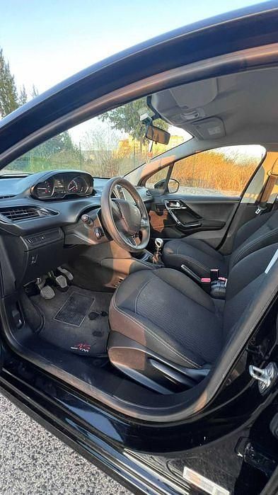Usado 2018 Peugeot 208 Citadino | € 9.000 (Super Preço) - Imagem 1/4