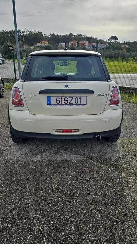Usado Mini One D 90 HP (66 kW) 2011 Bege Citadino