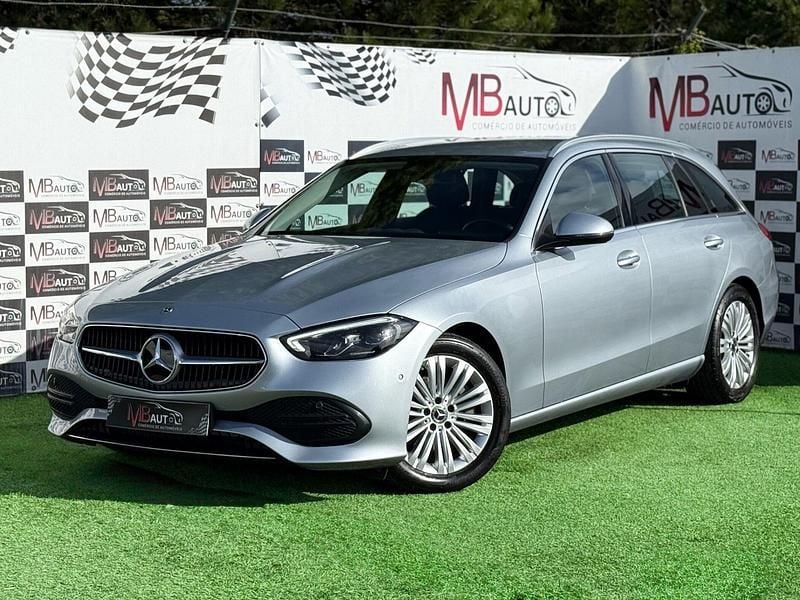 Cinza Usado 2022 Mercedes C200 Carrinha | € 32.500 (Preço justo) - Imagem 1/4