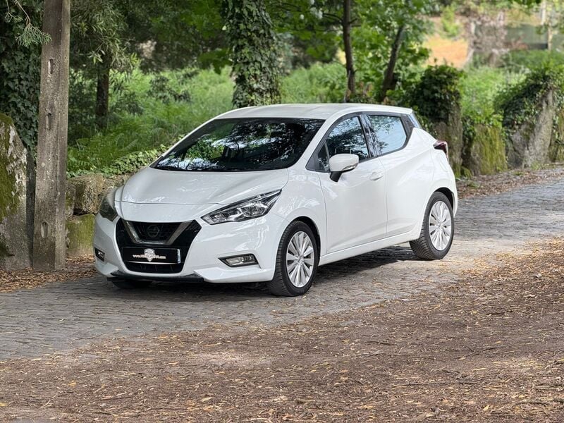 Usado Nissan Micra N-Connecta 90 HP (66 kW) 2017 Branco Citadino