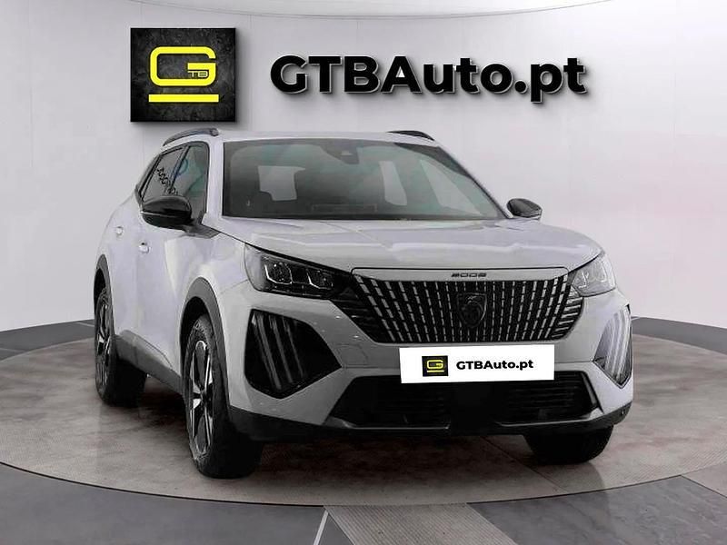 Branco Usado 2024 Peugeot 2008 Allure SUV | € 26.999 (Caro) - Imagem 1/4