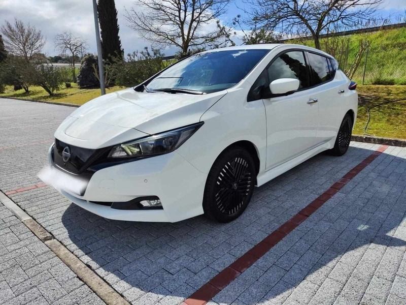 Branco Novo 2025 Nissan Leaf Citadino | € 24.750 - Imagem 1/4