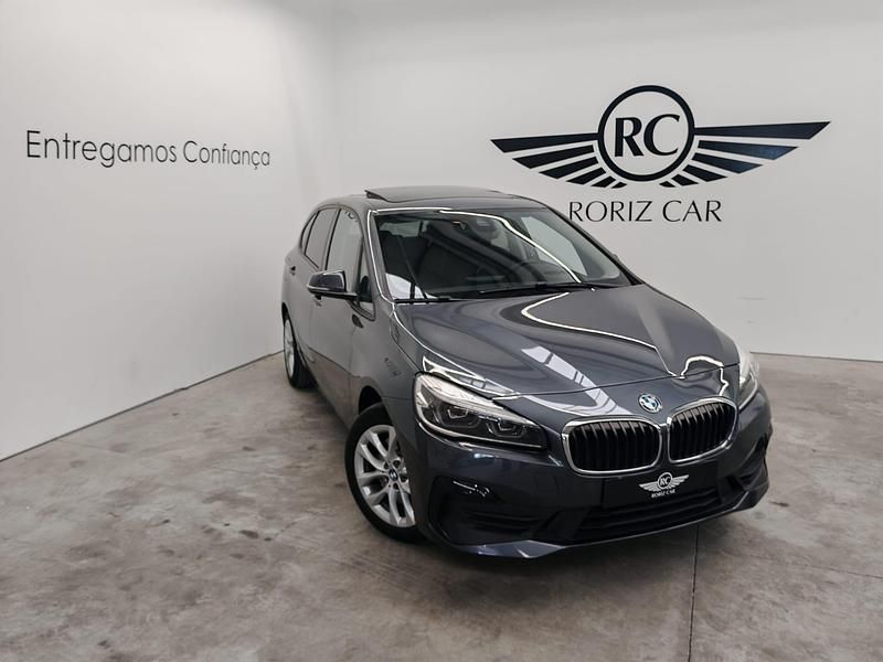 Cinza Usado 2019 BMW 225 Active Tourer Advantage Monovolume | € 18.900 - Imagem 1/4