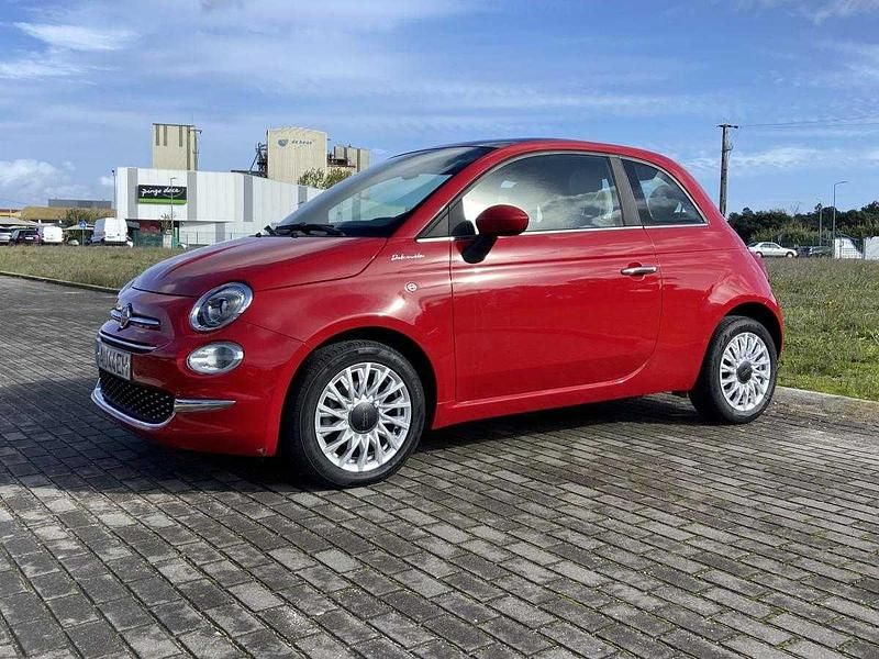 Usado Fiat 500 Dolcevita 70 HP (51 kW) 2022 Vermelho Citadino