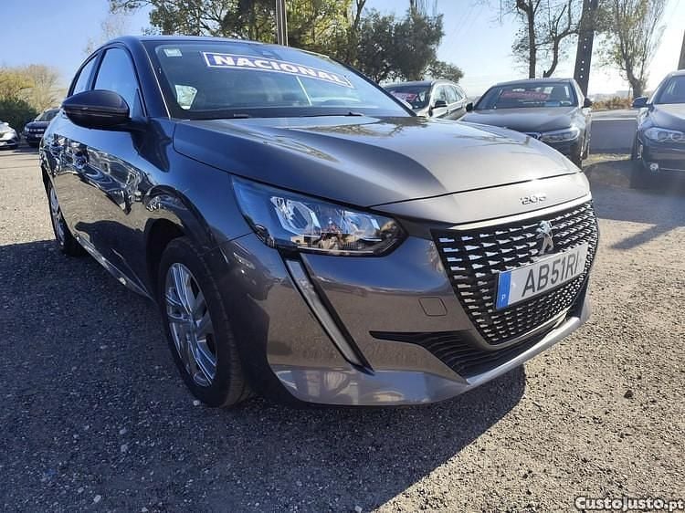 Cinza Usado 2020 Peugeot 208 Allure Citadino | € 12.900 (Preço justo) - Imagem 1/1
