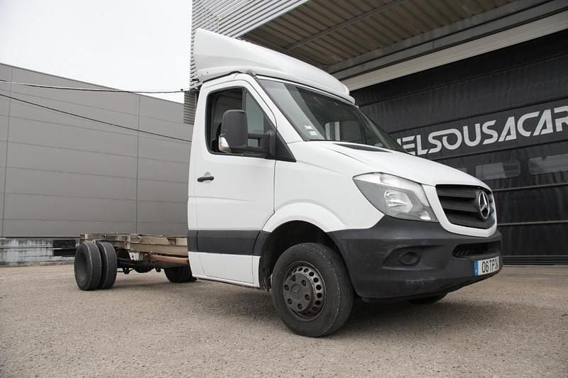 Branco Usado 2017 Mercedes Sprinter Van | € 18.000 (Preço justo) - Imagem 1/4