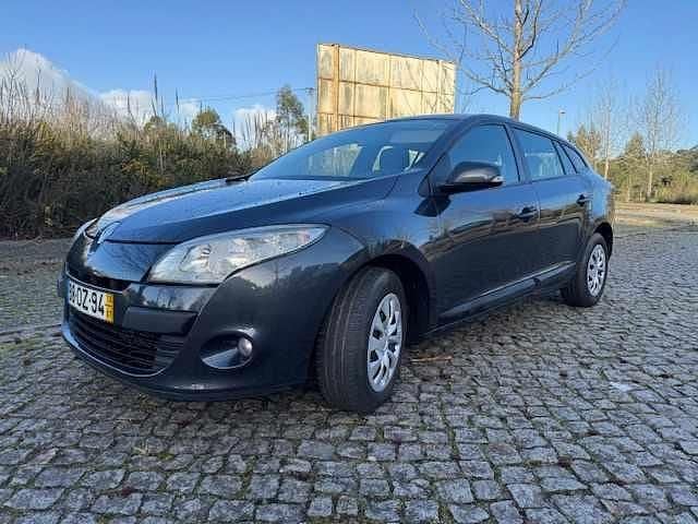 Usado Renault Mégane GrandTour 90 HP (66 kW) 2010 Cinzento Carrinha