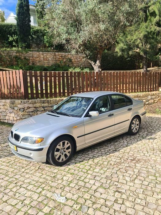 Usado 2003 BMW 320 Sedan | € 3.500 (Bom preço) - Imagem 1/4