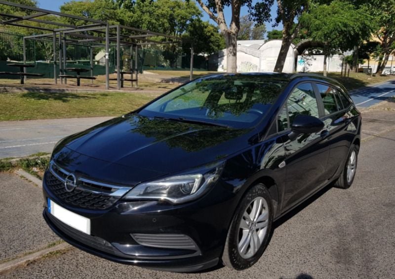 Preto Usado 2019 Opel Astra Sport Carrinha | € 10.950 (Bom preço) - Imagem 1/4