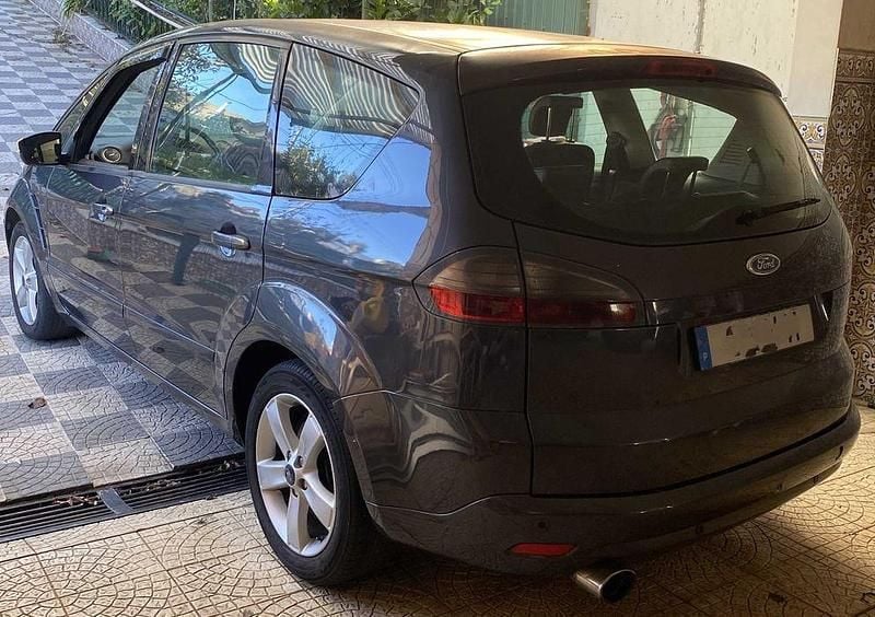 Usado 2007 Ford S-MAX S Sedan | € 4.750 (Preço justo) - Imagem 1/4