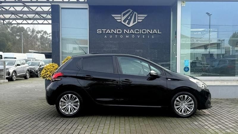 Usado Peugeot 208 Style 75 HP (55 kW) 2016 Preto Citadino