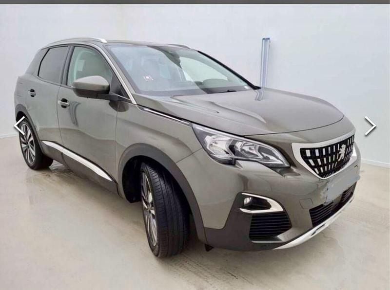 Usado 2018 Peugeot 3008 Premium Sedan | € 16.800 (Preço justo) - Imagem 1/4