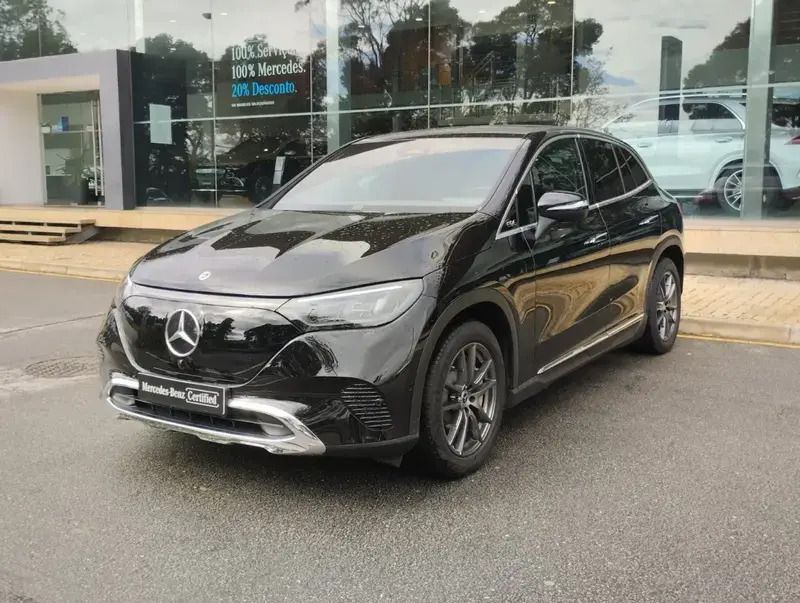 Preto obsidian Usado 2024 Mercedes EQE300 SUV | € 70.800 - Imagem 1/4