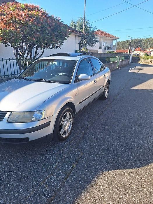 Usado 2000 VW Passat Sedan | € 2.000 - Imagem 1/4