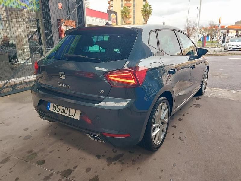 Usado Seat Ibiza 115 HP (84 kW) 2025 Cinzento Citadino