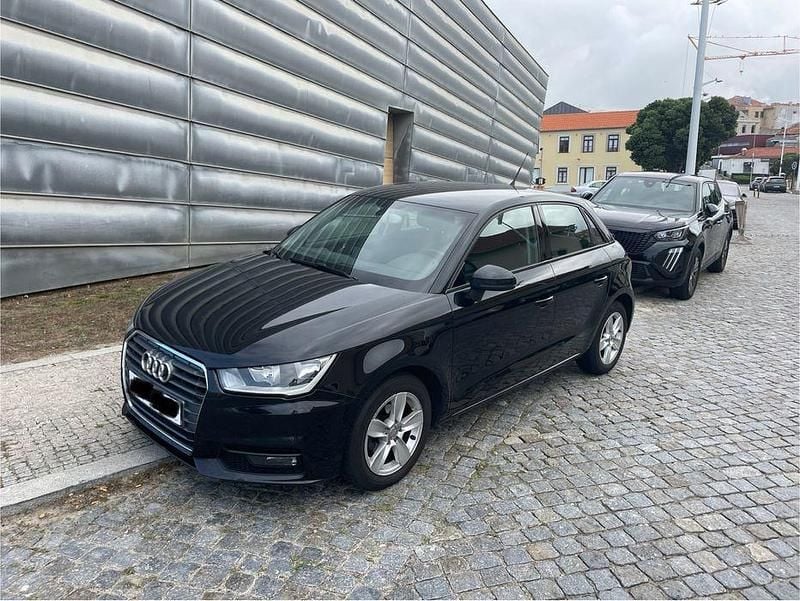 Usado 2017 Audi A1 Sportback Design Citadino | € 12.500 (Bom preço) - Imagem 1/4
