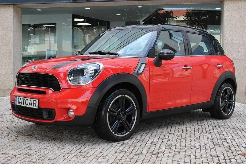Usado Mini Countryman 143 HP (105 kW) 2012 Vermelho SUV