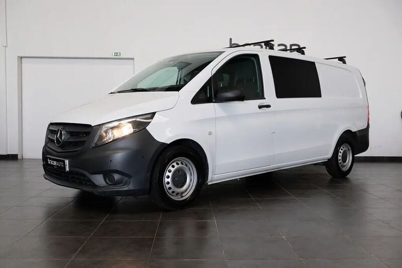 Branco Usado 2019 Mercedes Vito Monovolume | € 25.750 (Super Preço) - Imagem 1/4