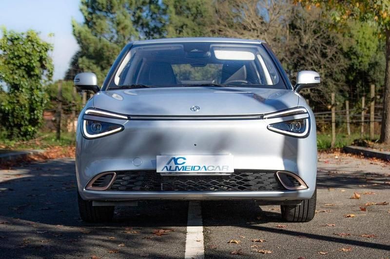 Cinza Usado 2025 DongFeng Box Citadino | € 23.990 - Imagem 1/4