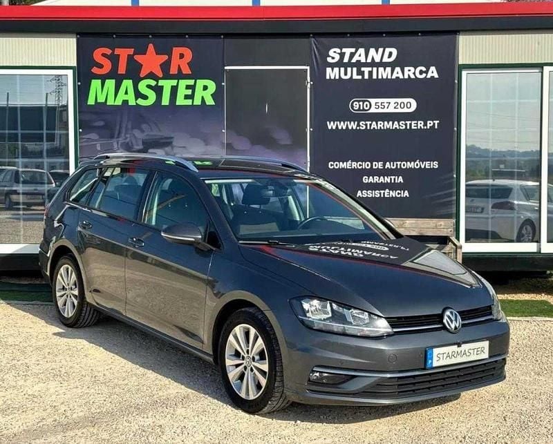 Cinzento Usado 2018 VW Golf VII Carrinha | € 10.980 (Preço justo) - Imagem 1/4