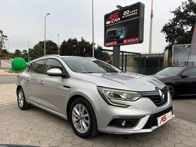 Cinza Usado 2017 Renault Mégane GrandTour Intens Carrinha | € 13.990 (Preço justo) - Imagem 1/4
