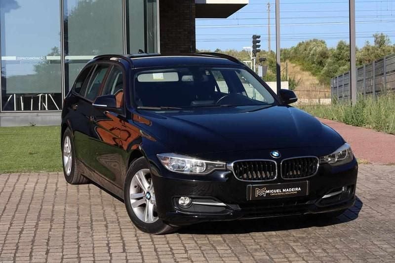Preto Usado 2013 BMW 318 Carrinha | € 14.500 (Preço justo) - Imagem 1/4