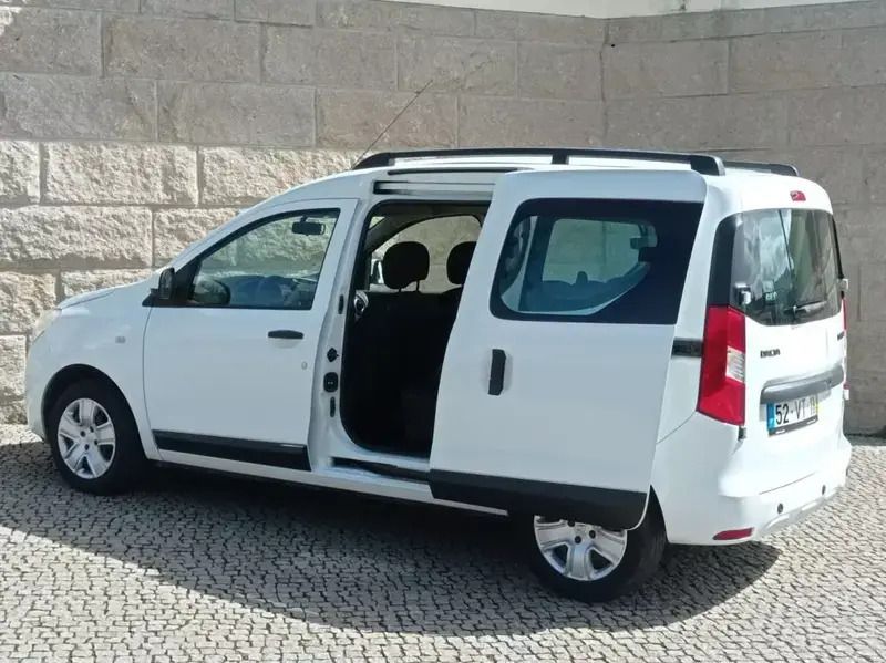 Branco Usado 2018 Dacia Dokker Comfort Van | € 13.690 - Imagem 1/4