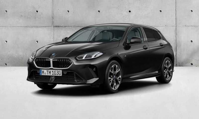 Preto sapphire metalizada Novo 2025 BMW 120 M Sport Citadino | € 43.260 (Preço justo) - Imagem 1/4