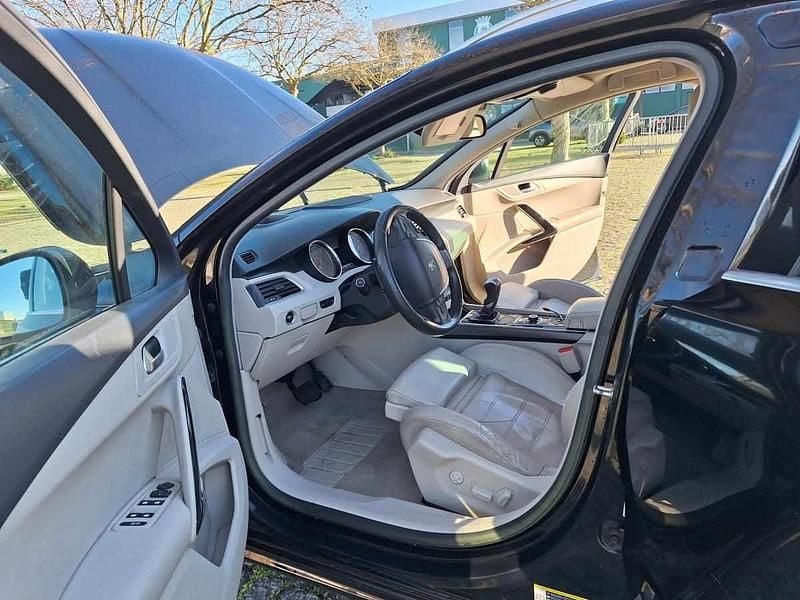 Usado Peugeot 508 115 HP (84 kW) 2012 Preto Carrinha