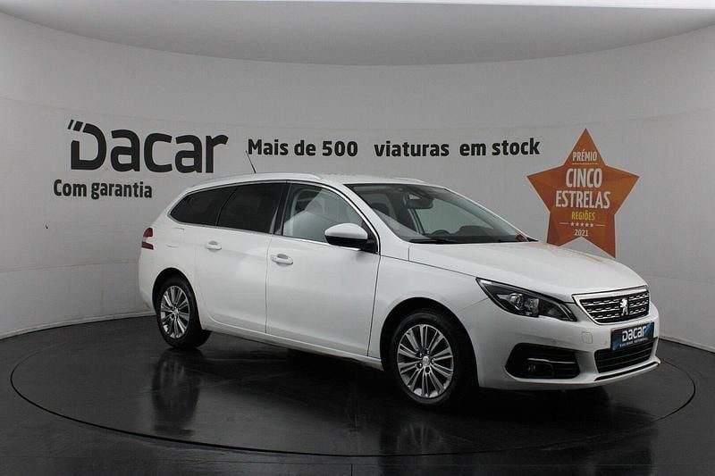 Branco Usado 2021 Peugeot 308 Allure Carrinha | € 13.899 (Super Preço) - Imagem 1/4