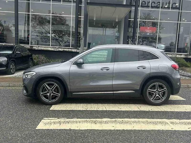 Usado Mercedes 180 116 HP (85 kW) 2022 Cinzento Sedan